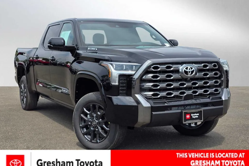 2025 Toyota Tundra Platinum photo 1