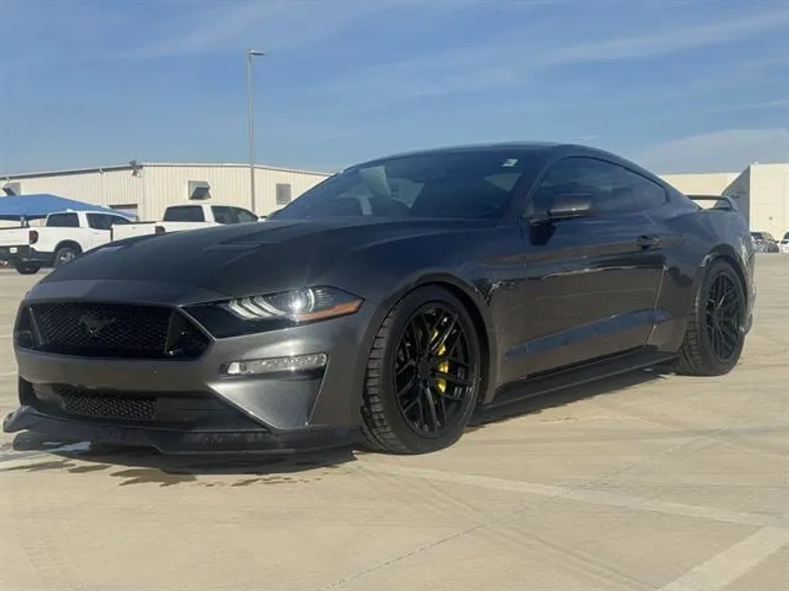 2018 Ford Mustang GT photo 1