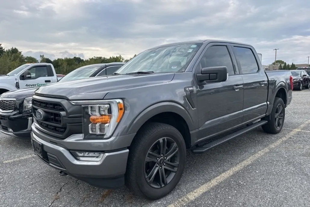 2022 Ford F-150 XLT photo 1