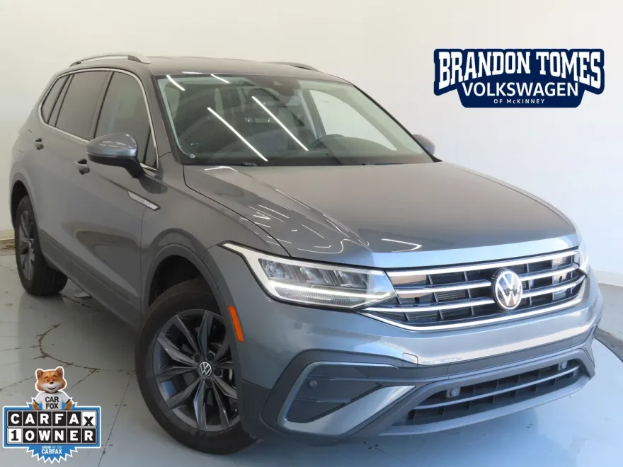 2023 Volkswagen Tiguan SE photo 1