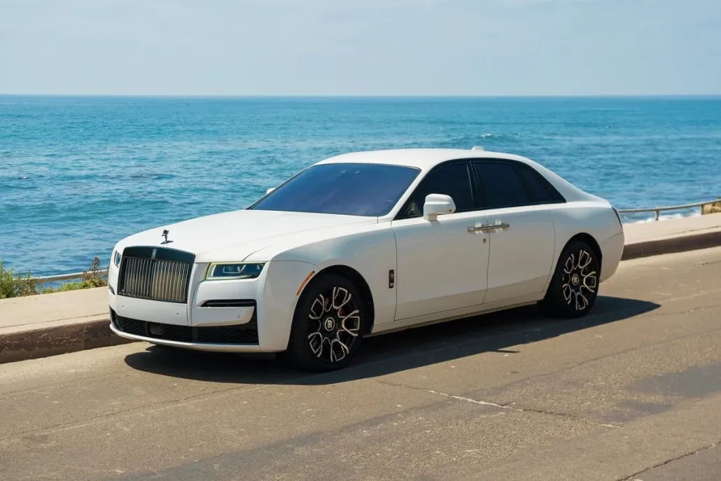2023 Rolls Royce Ghost Black Badge photo 1
