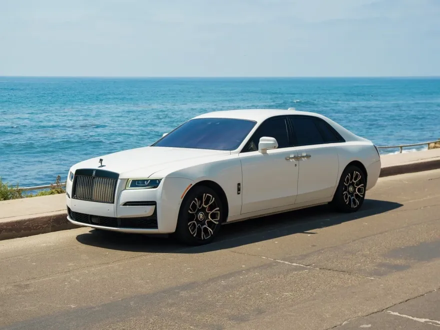 2023 Rolls Royce Ghost Black Badge photo 1