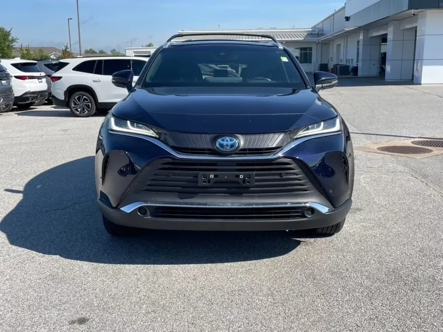 2021 Toyota Venza XLE photo 1