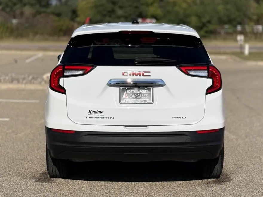 2024 Gmc Terrain SLE photo 1