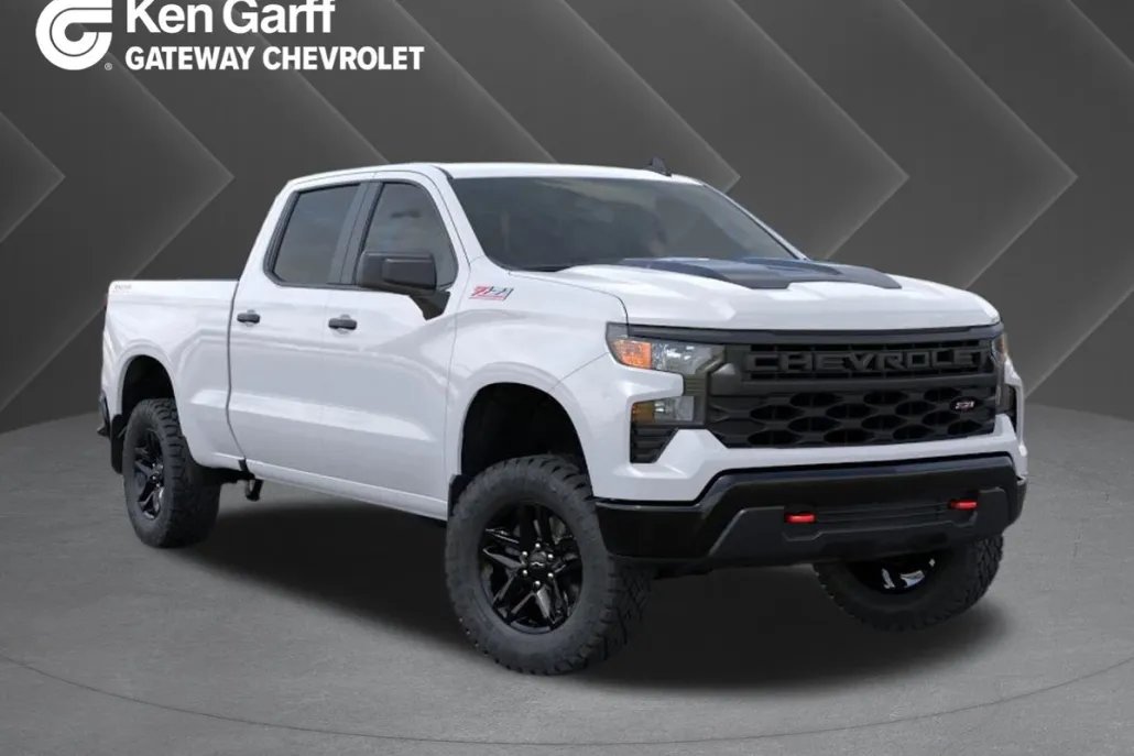2026 Chevrolet Silverado 1500 Custom Trail Boss photo 1