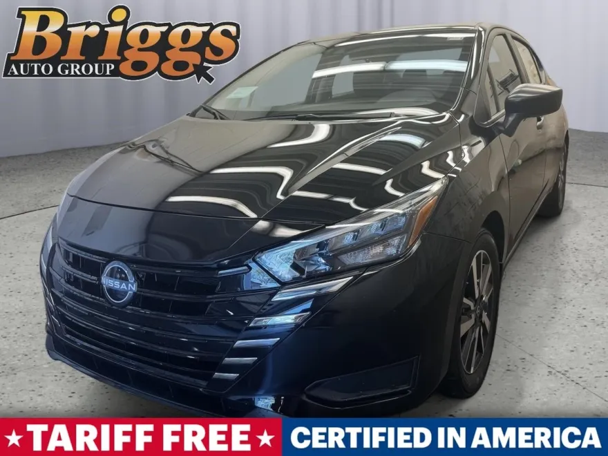 2025 Nissan Versa S photo 1