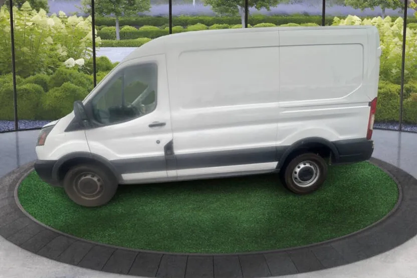 2017 Ford Transit photo 1