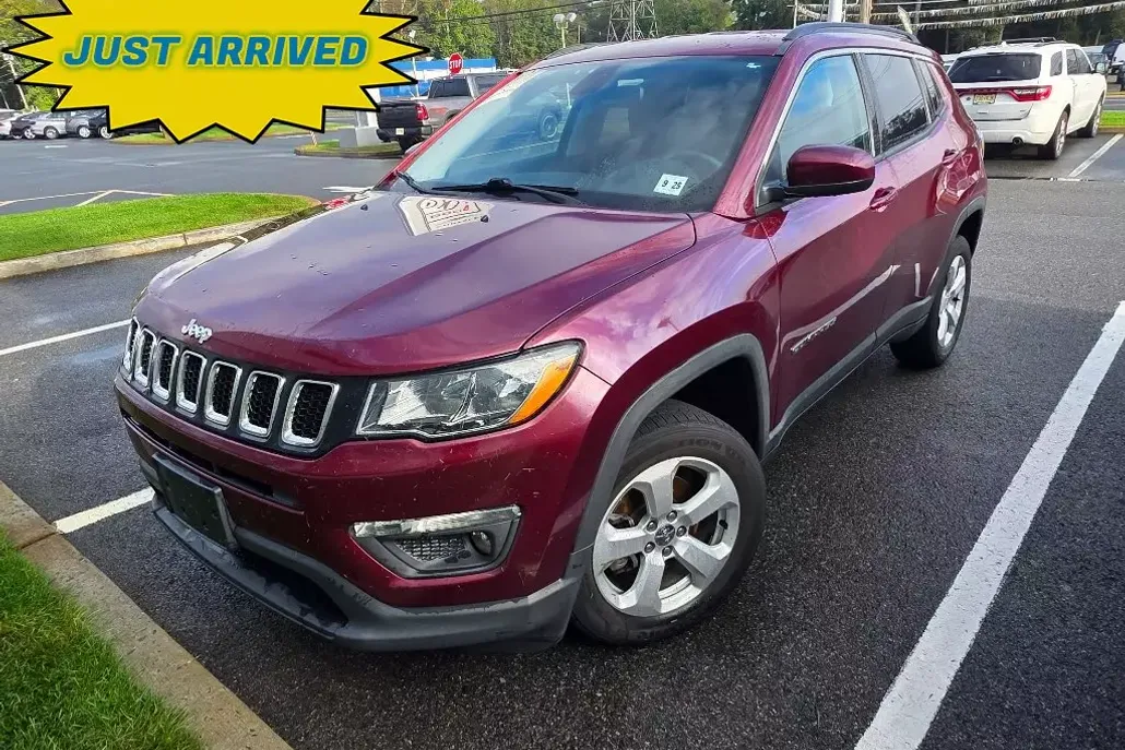 2020 Jeep Compass Latitude photo 1