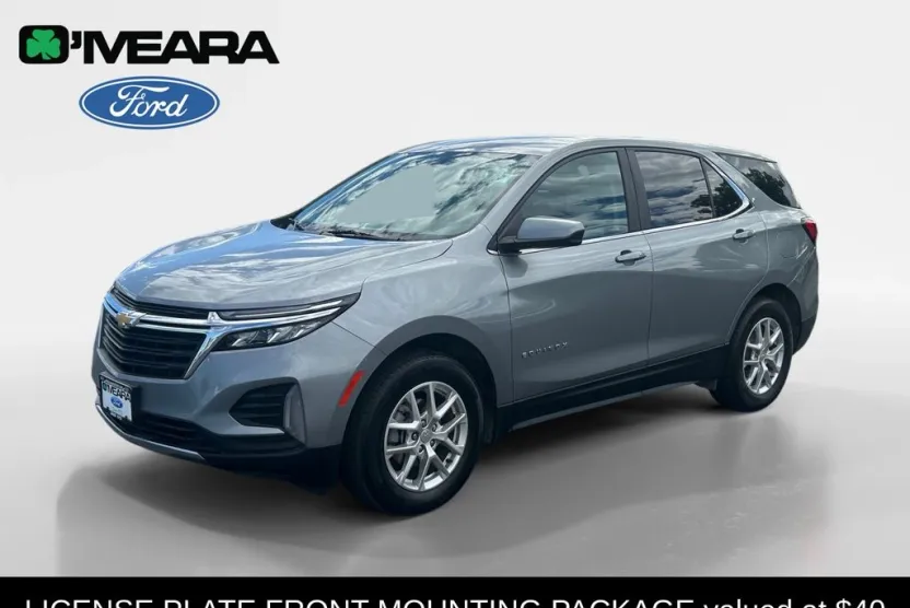 2023 Chevrolet Equinox LT photo 1