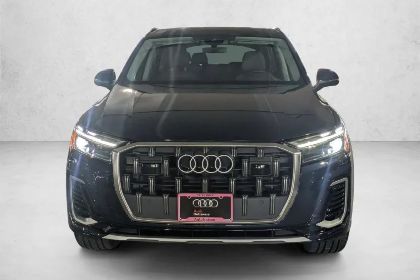 2025 Audi Q7 45 Premium Plus photo 1
