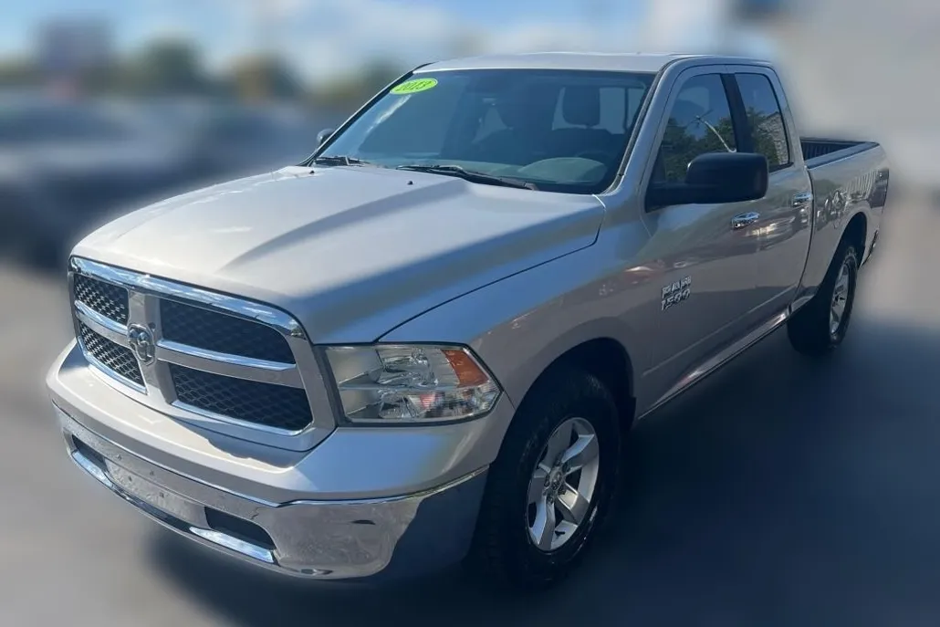 2013 Ram 1500 SLT photo 1