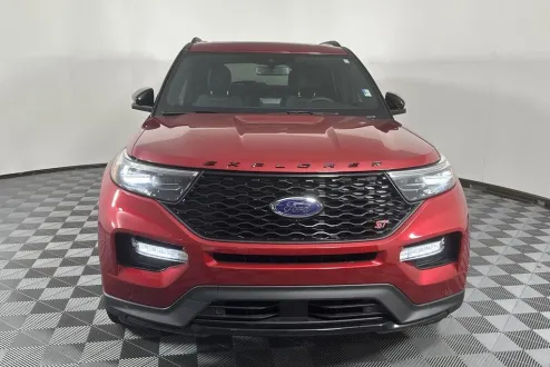 2024 Ford Explorer ST photo 3