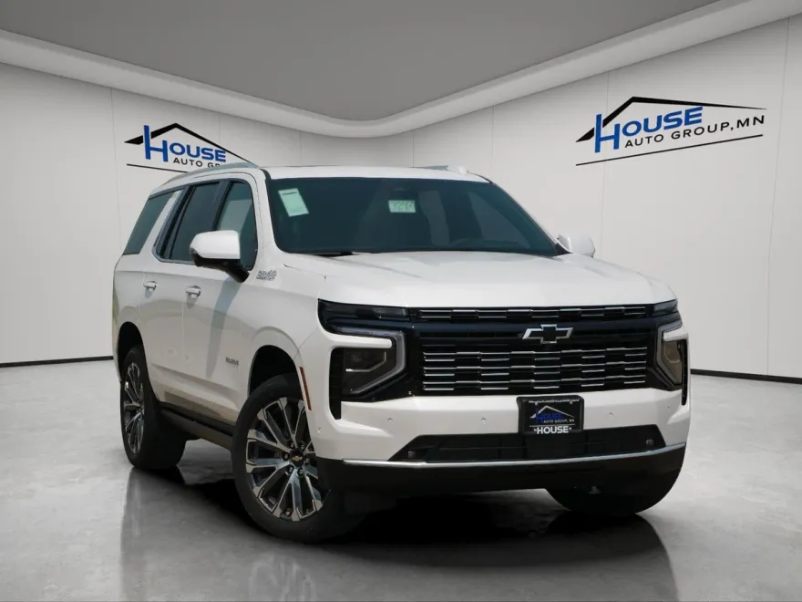 2025 Chevrolet Tahoe High Country photo 1