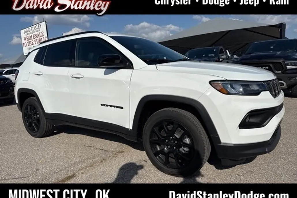 2026 Jeep Compass Latitude photo 1
