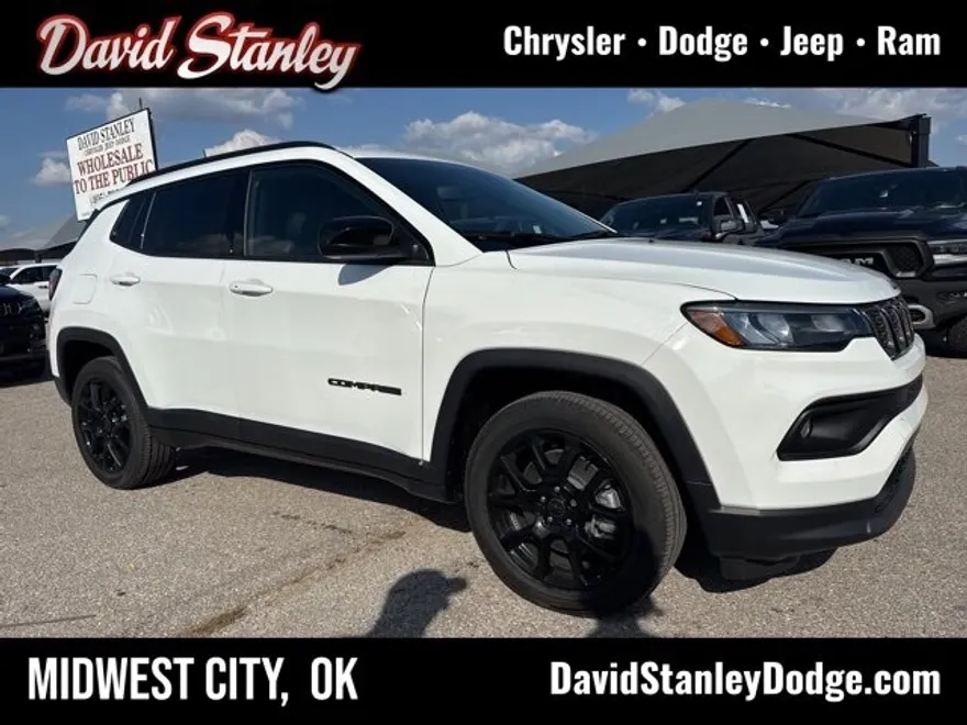 2026 Jeep Compass Latitude photo 1