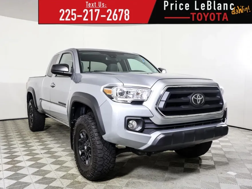 2023 Toyota Tacoma SR5 photo 1