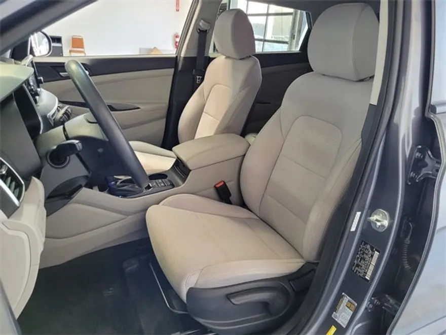 2021 Hyundai Tucson SE photo 1