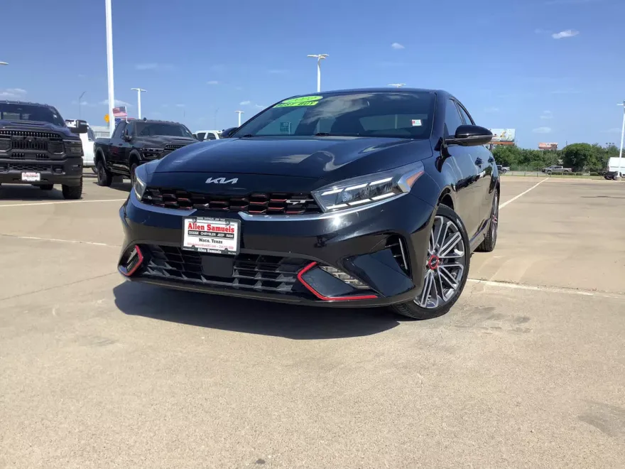 2022 Kia Forte GT photo 1