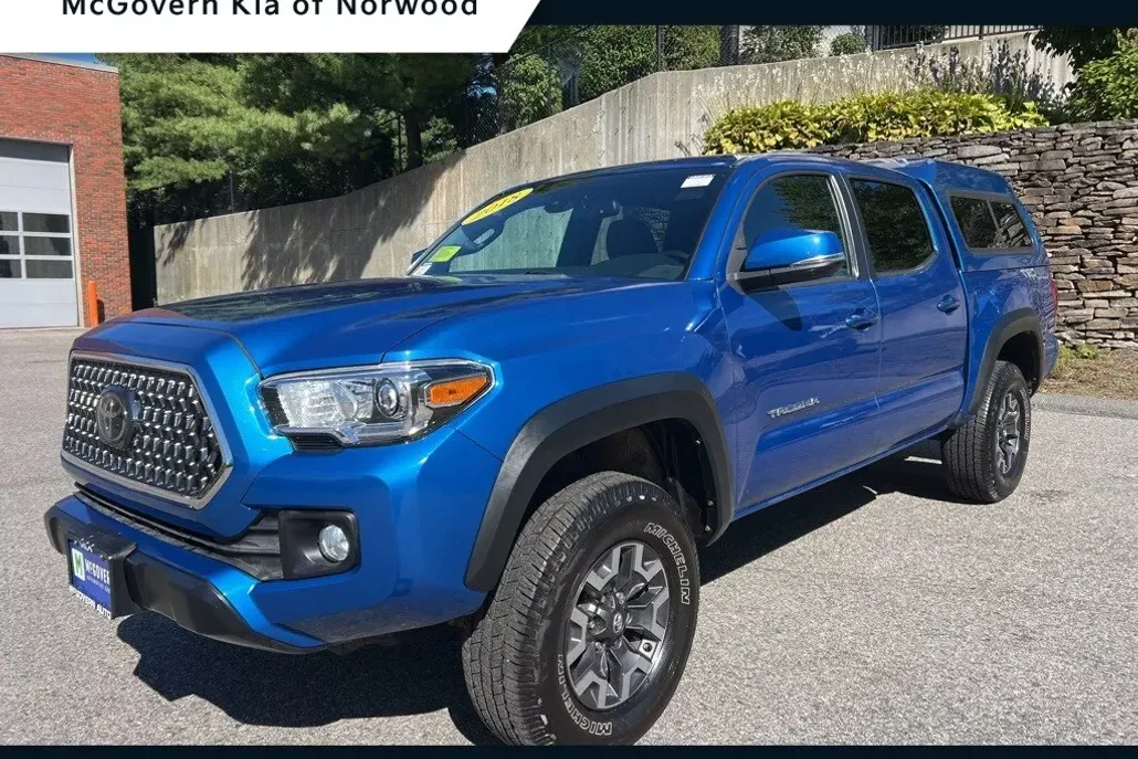 2018 Toyota Tacoma TRD Off-Road photo 1