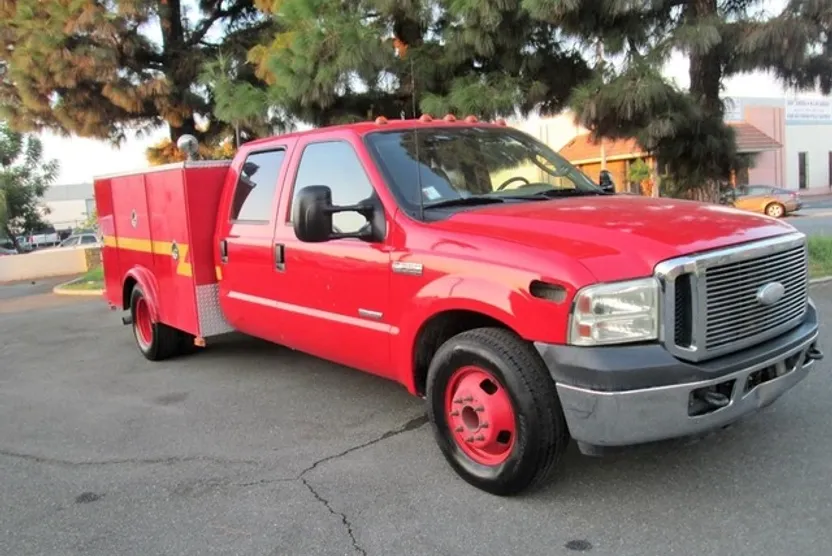 2005 Ford F-350 XL photo 1