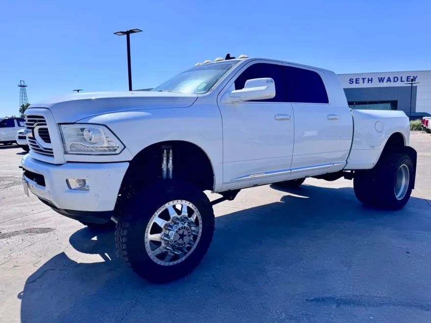 2018 Ram 3500 Limited photo 1