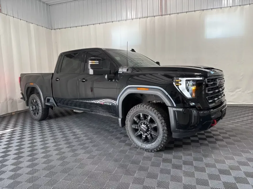 2024 Gmc Sierra HD AT4 photo 1