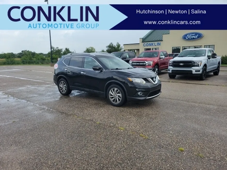 2015 Nissan Rogue SL photo 1