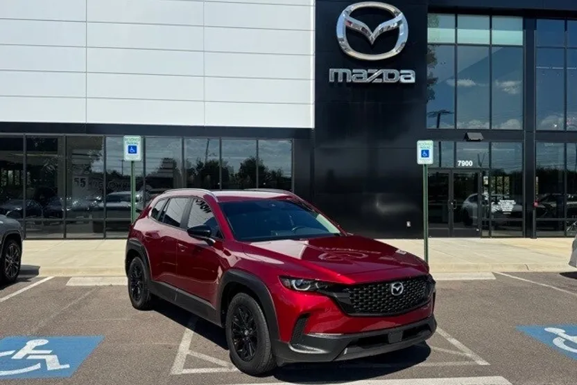 2023 Mazda CX-50 2.5 Preferred Plus photo 1