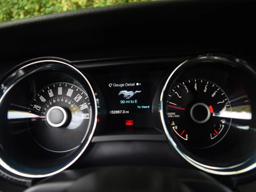 2014 Ford Mustang GT Premium photo 2