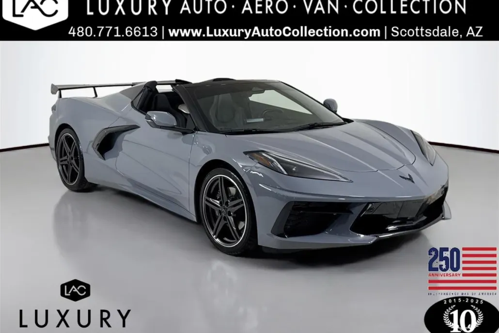 2025 Chevrolet Corvette 2LT photo 1