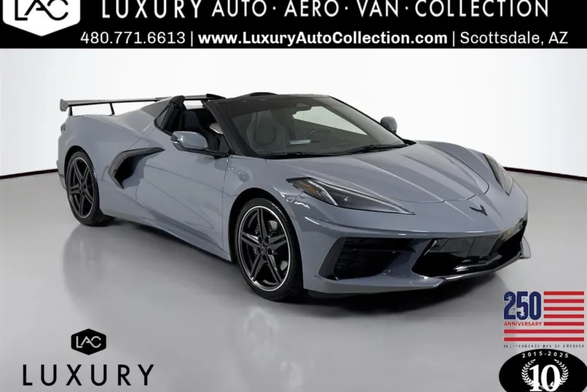 2025 Chevrolet Corvette 2LT photo 1
