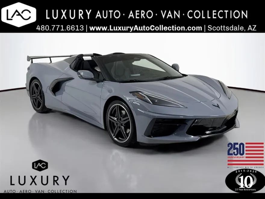 2025 Chevrolet Corvette 2LT photo 1