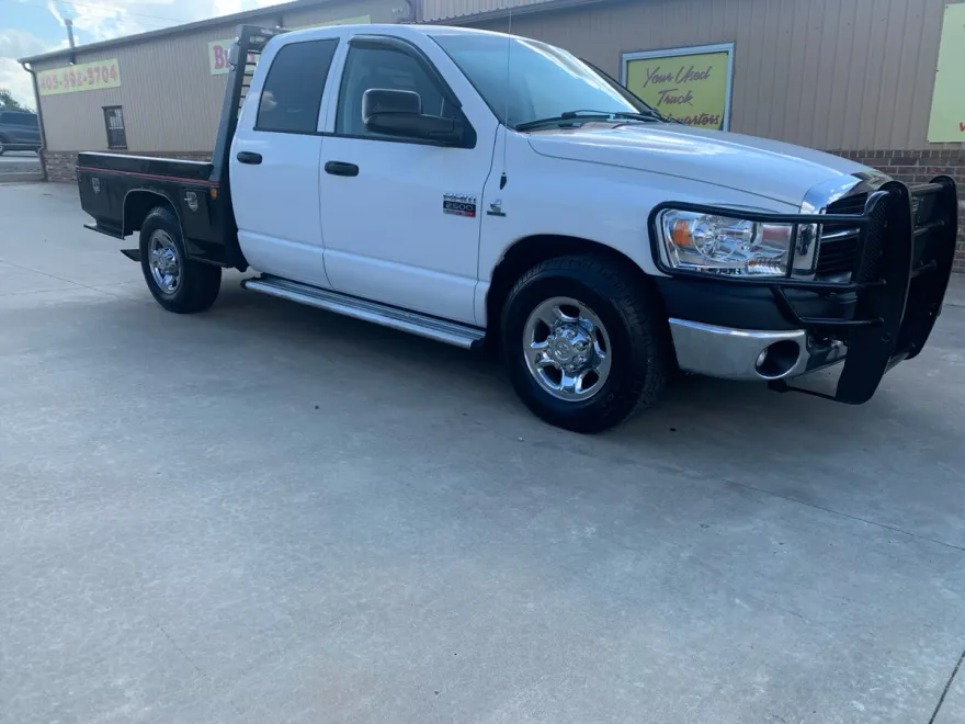 2007 Dodge Ram SLT photo 1