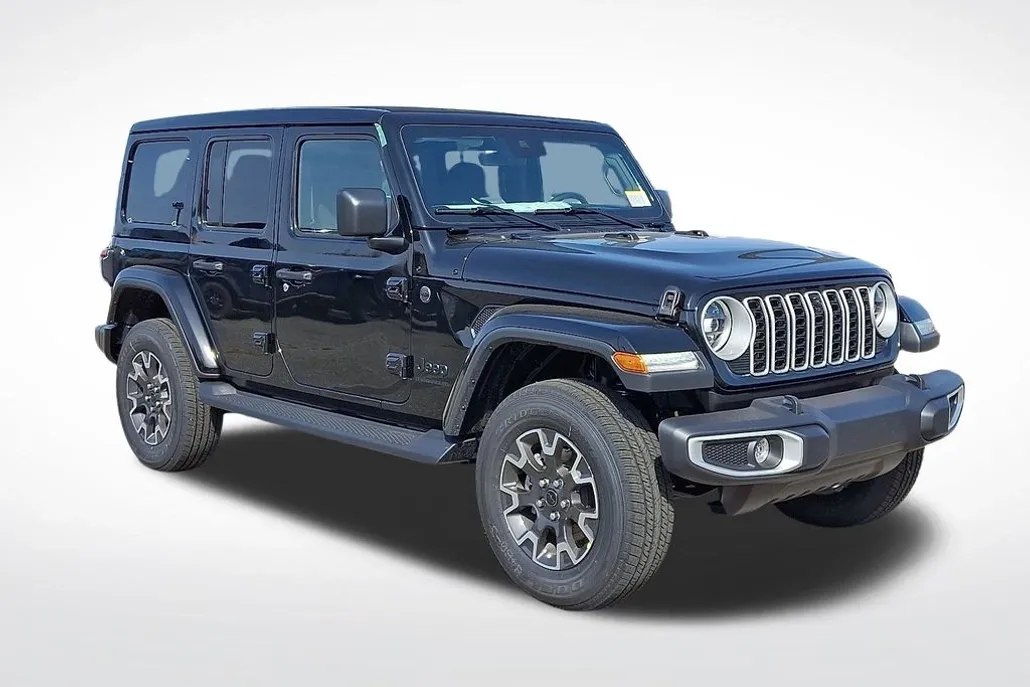 2025 Jeep Wrangler Sahara photo 1