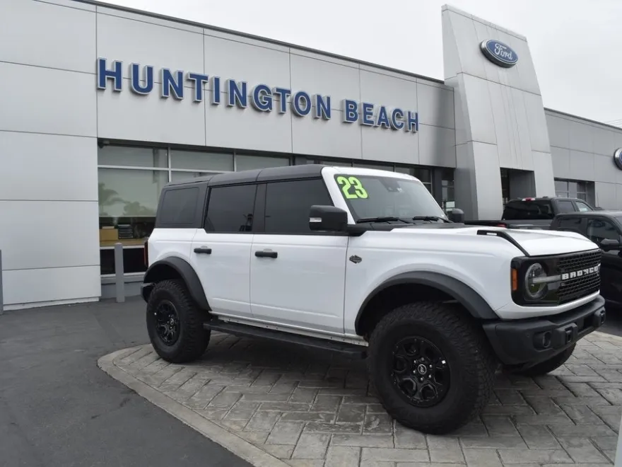 2023 Ford Bronco Wildtrak photo 1