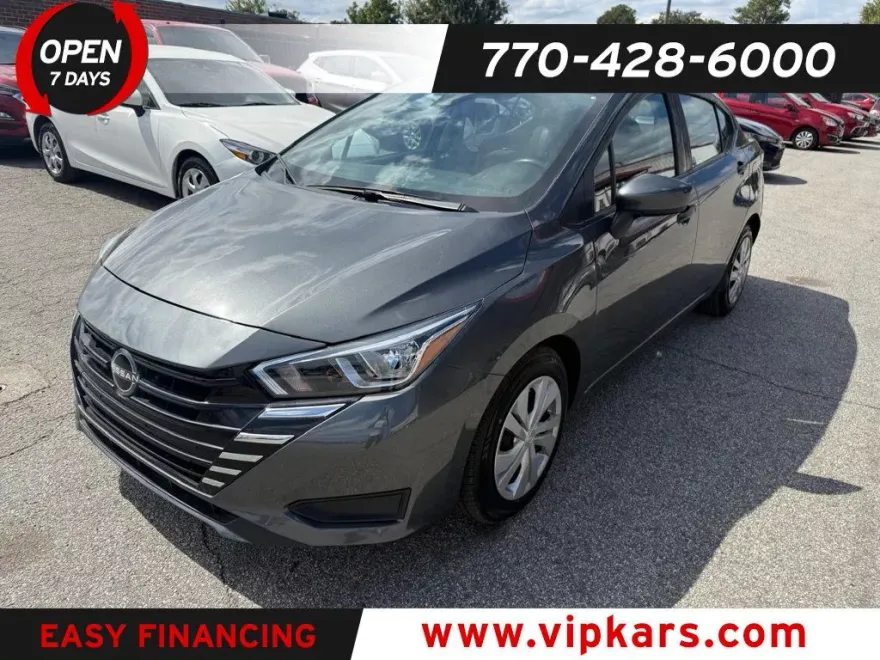 2023 Nissan Versa Sedan photo 1