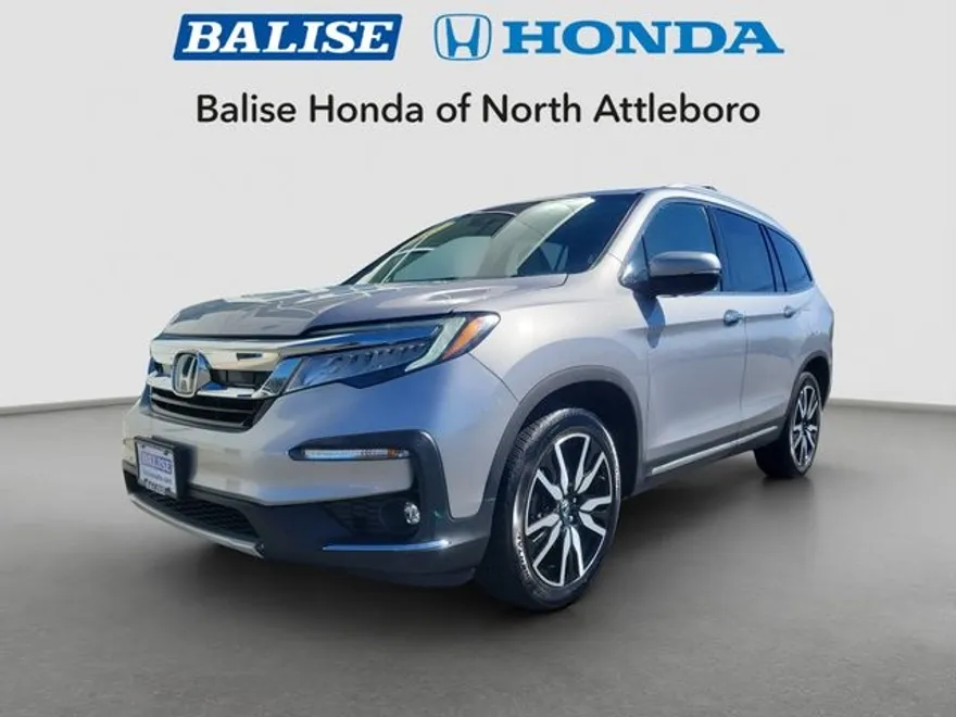 2020 Honda Pilot Touring photo 1