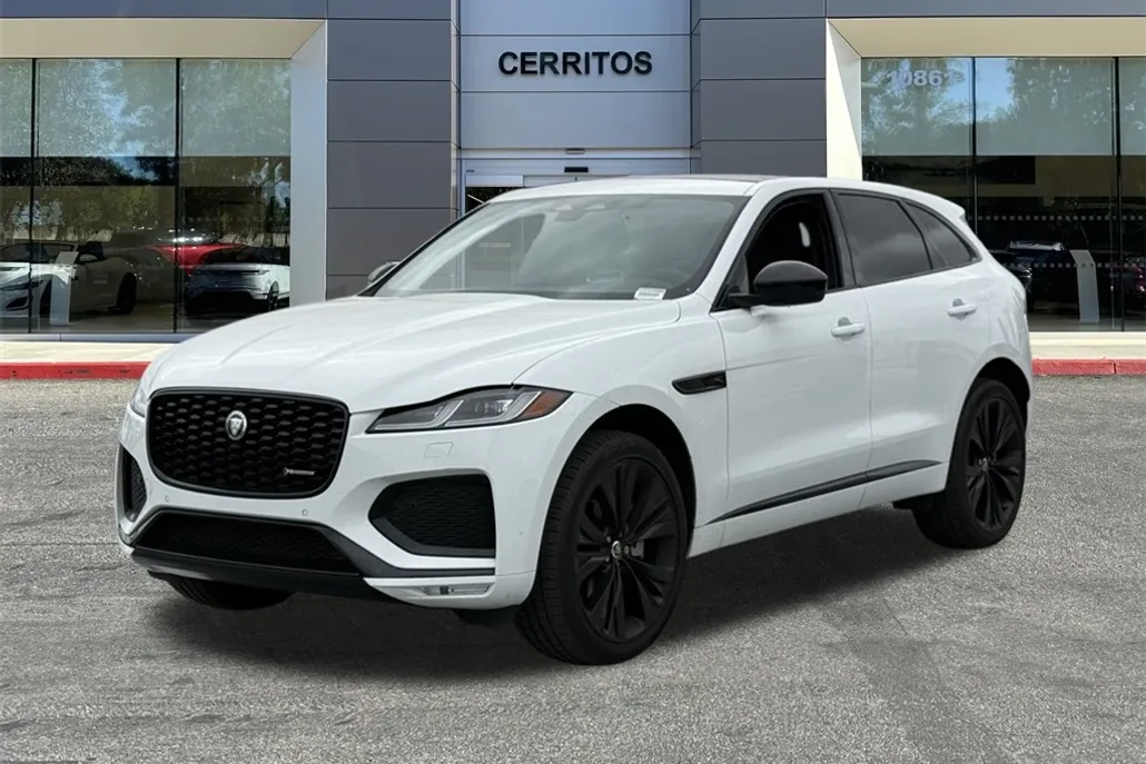 2024 Jaguar F-PACE P250 photo 1