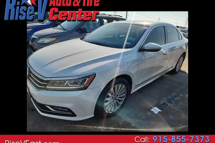 2017 Volkswagen Passat SE photo 1
