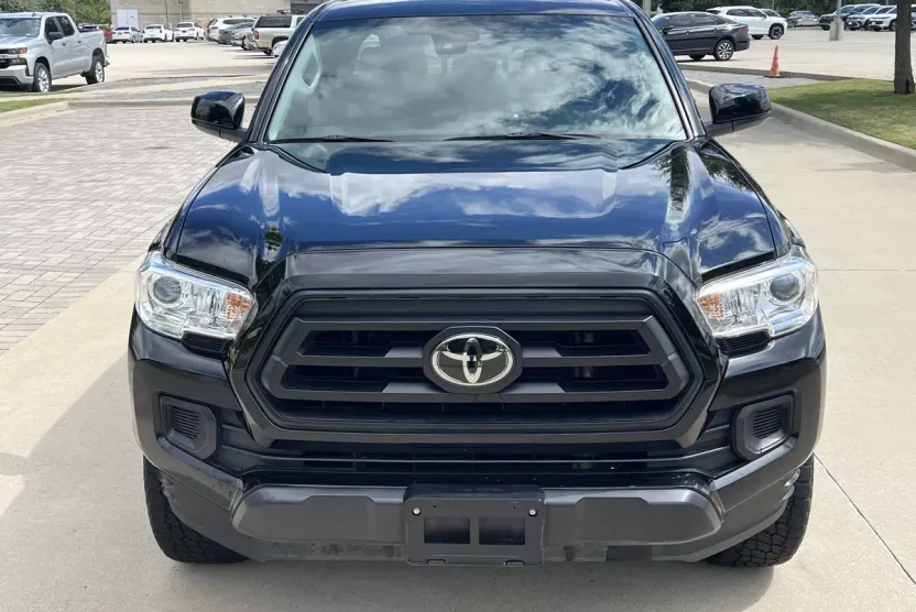 2022 Toyota Tacoma SR photo 1