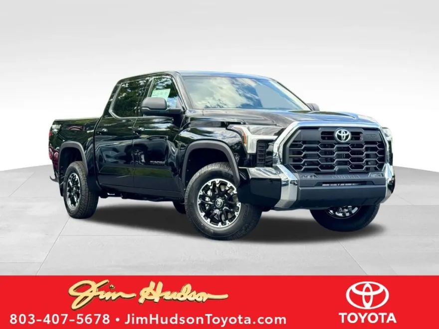2026 Toyota Tundra SR5 CrewMax photo 1