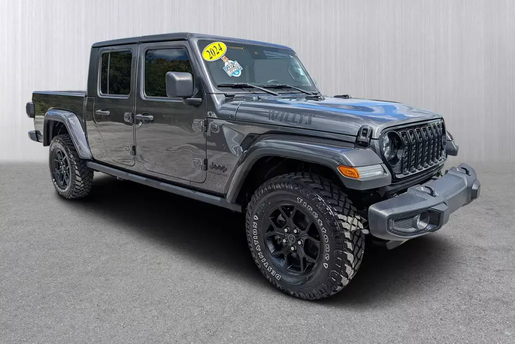 2024 Jeep Gladiator Willys photo 1
