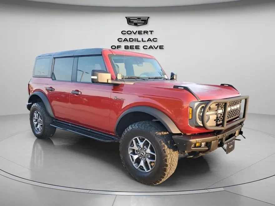 2022 Ford Bronco Badlands photo 1