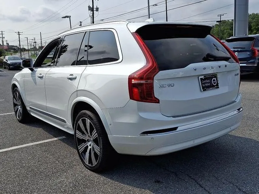 2024 Volvo XC90 AWD Ultimate photo 1