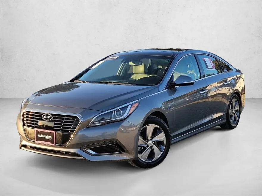 2017 Hyundai Sonata Hybrid Limited photo 1