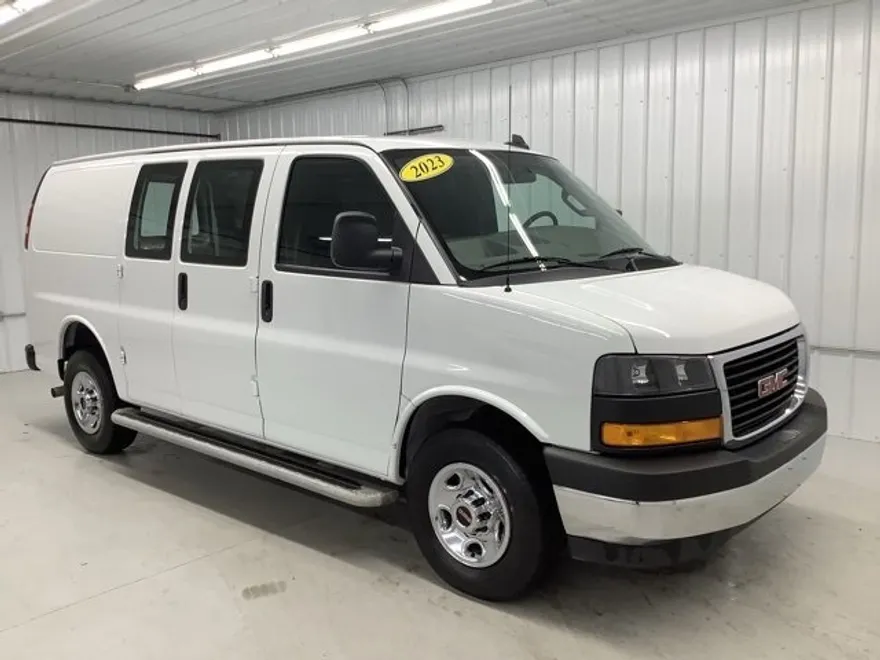 2023 Gmc Savana 2500 Cargo photo 1