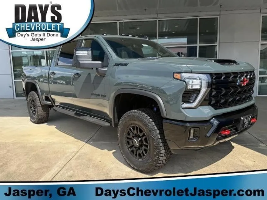 2026 Chevrolet Silverado 2500HD ZR2 photo 1