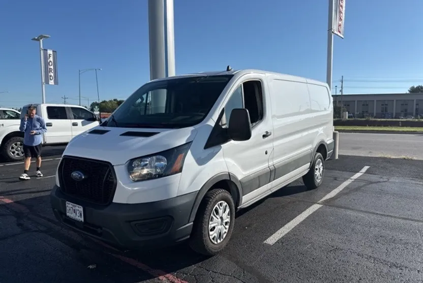 2021 Ford Transit photo 1