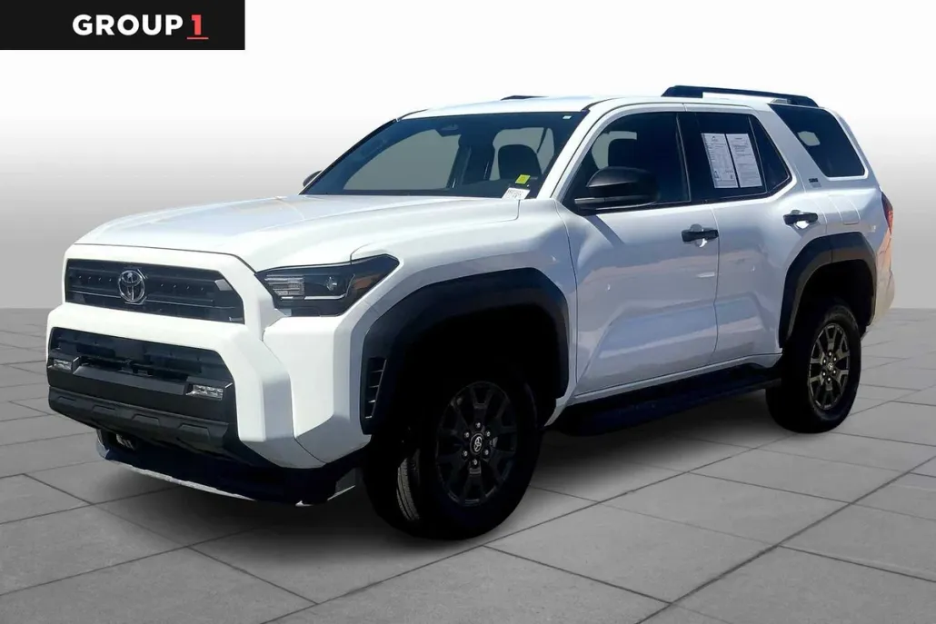 2025 Toyota 4Runner SR5 photo 1