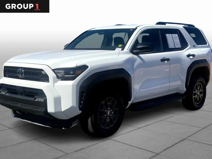 2025 Toyota 4Runner SR5 photo 1